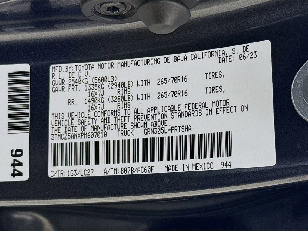 Used 2023 Toyota Tacoma TRD Off-Road w/ TRD Premium Off Road Package image 38