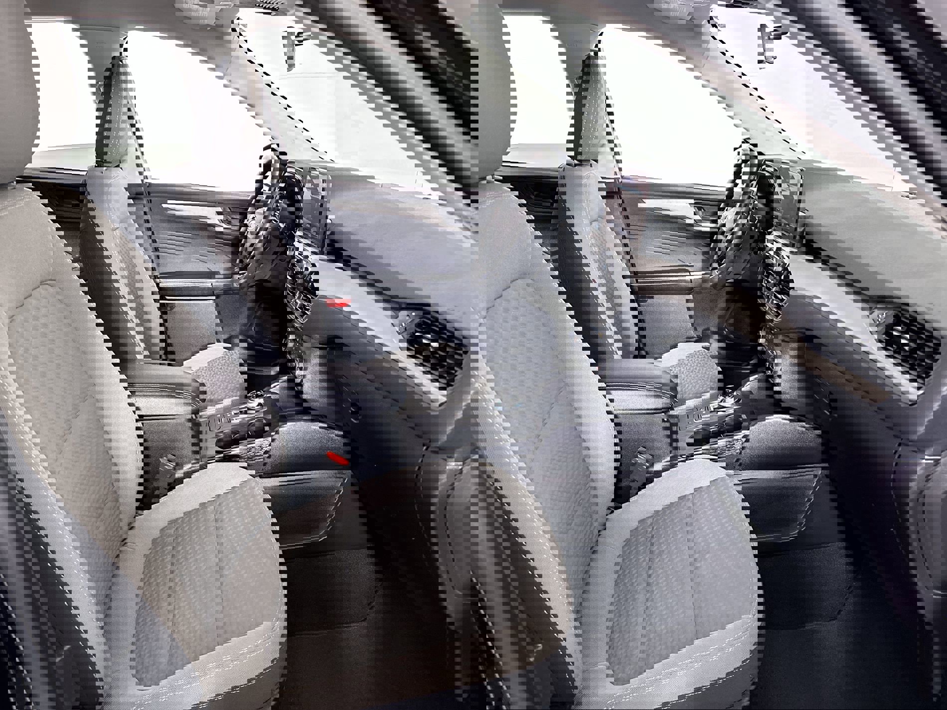 Used 2022 Ford Escape SE w/ SE Sport Appearance Package image 65