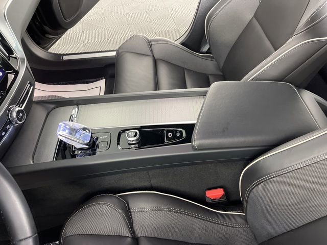 Used 2024 Volvo S60 B5 Plus FWD image 27