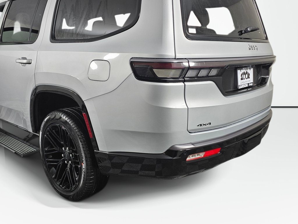 New 2026 Jeep Grand Wagoneer Limited AWD/4WD image 15