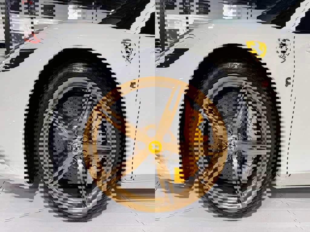 Used 2014 Ferrari 458 Speciale Coupe image 39