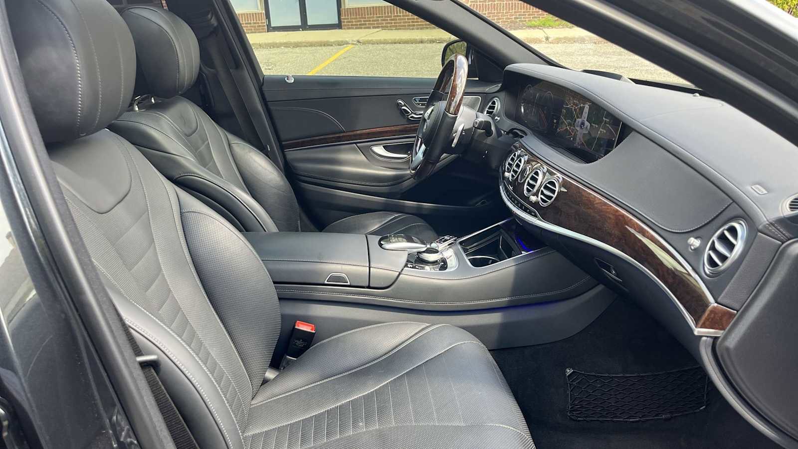 Certified 2018 Mercedes-Benz S 560 4MATIC Sedan image 11