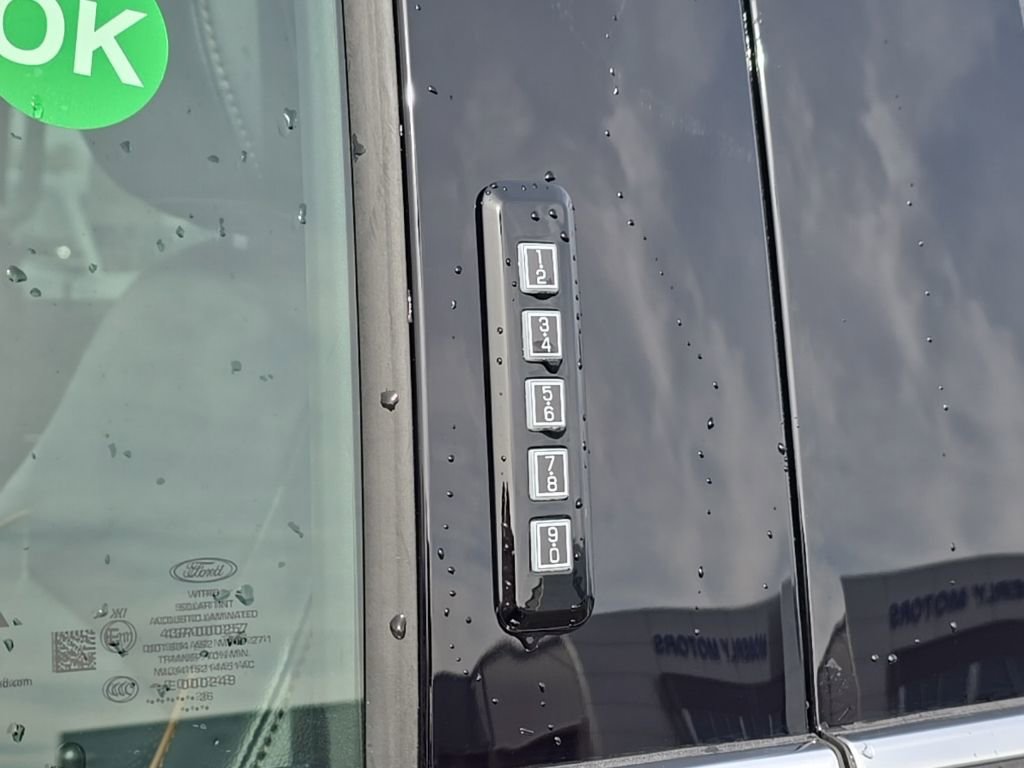 New 2026 Ford F250 Lariat w/ Lariat Ultimate Package image 71