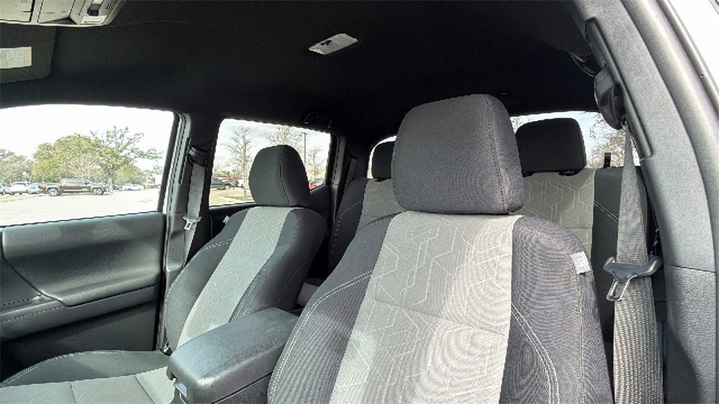 Certified 2023 Toyota Tacoma TRD Off-Road image 22