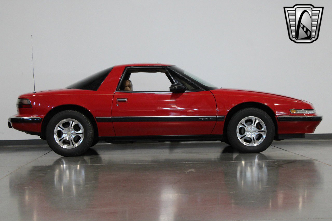 Used 1989 Buick Reatta Coupe image 19