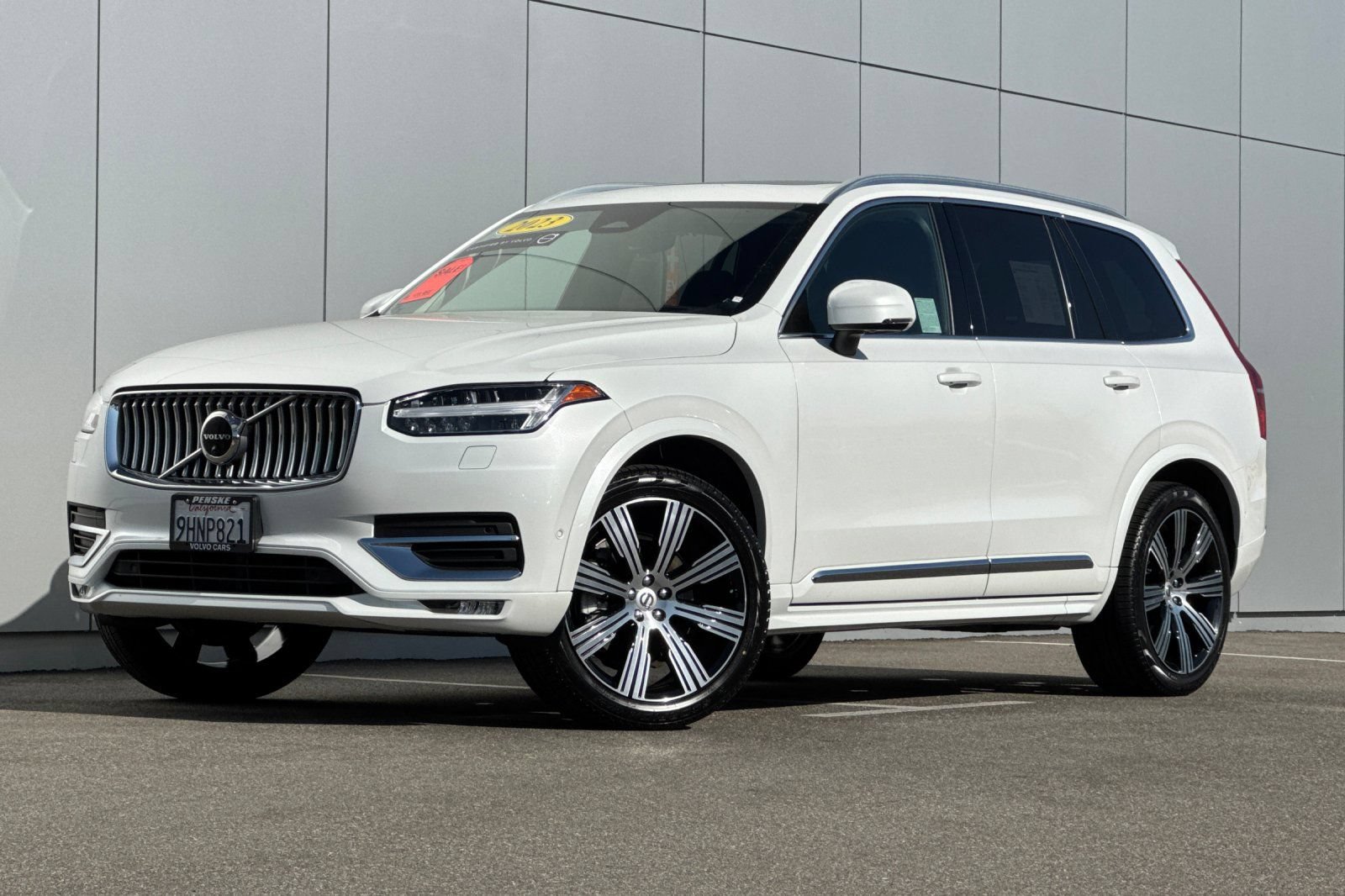Used 2023 Volvo XC90 B6 Ultimate w/ Protection Package Premier AWD/4WD image 1