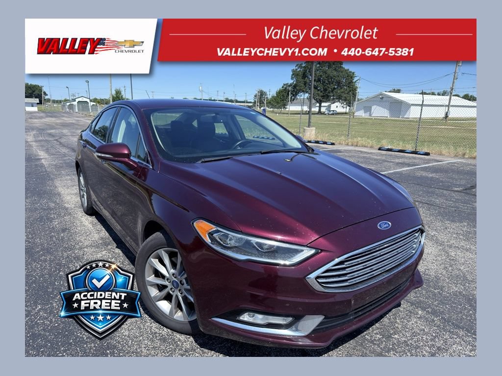 Used 2017 Ford Fusion SE w/ Fusion SE Technology Package