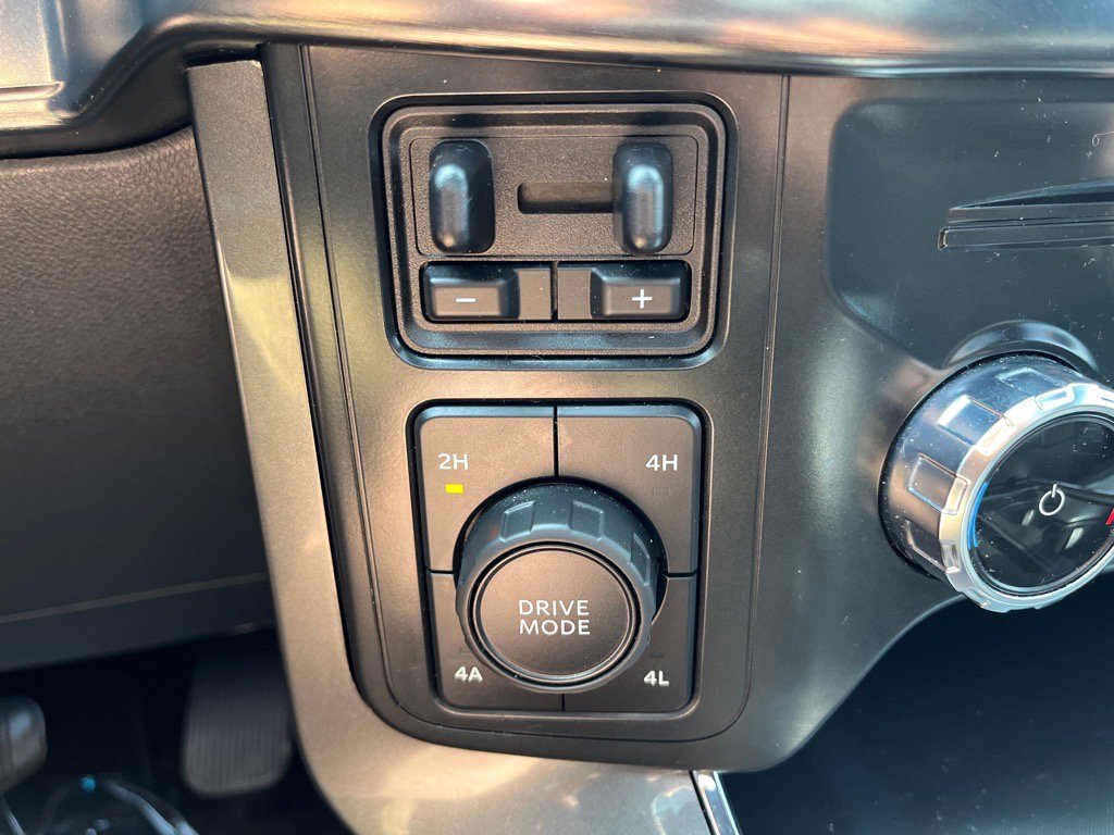 Used 2022 Ford F150 Lariat w/ Equipment Group 502A High image 23