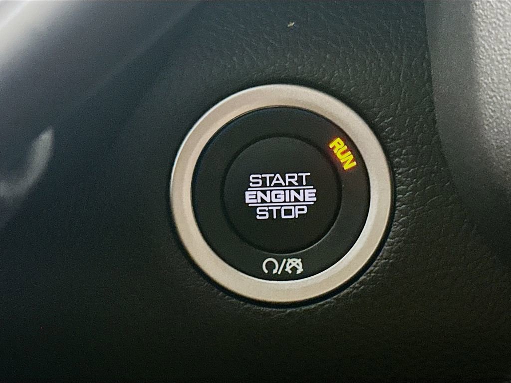 Used 2025 RAM 2500 Laramie image 28