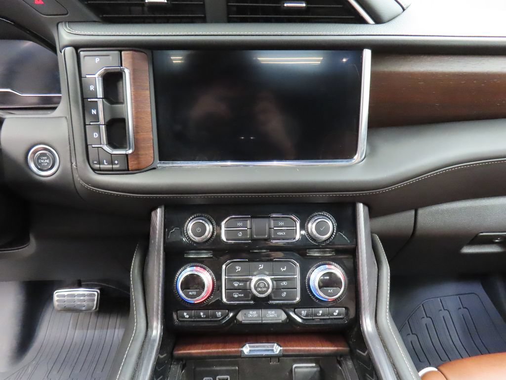 Used 2024 GMC Yukon XL Denali Ultimate AWD/4WD image 52