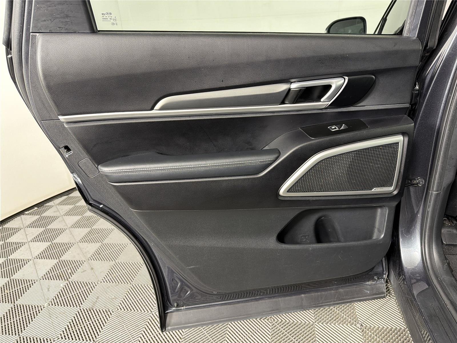 Used 2021 Kia Telluride LX FWD image 20