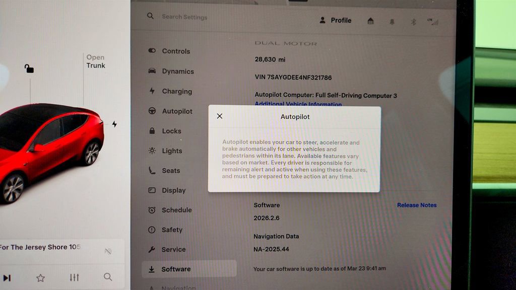 Used 2022 Tesla Model Y Long Range AWD/4WD image 15