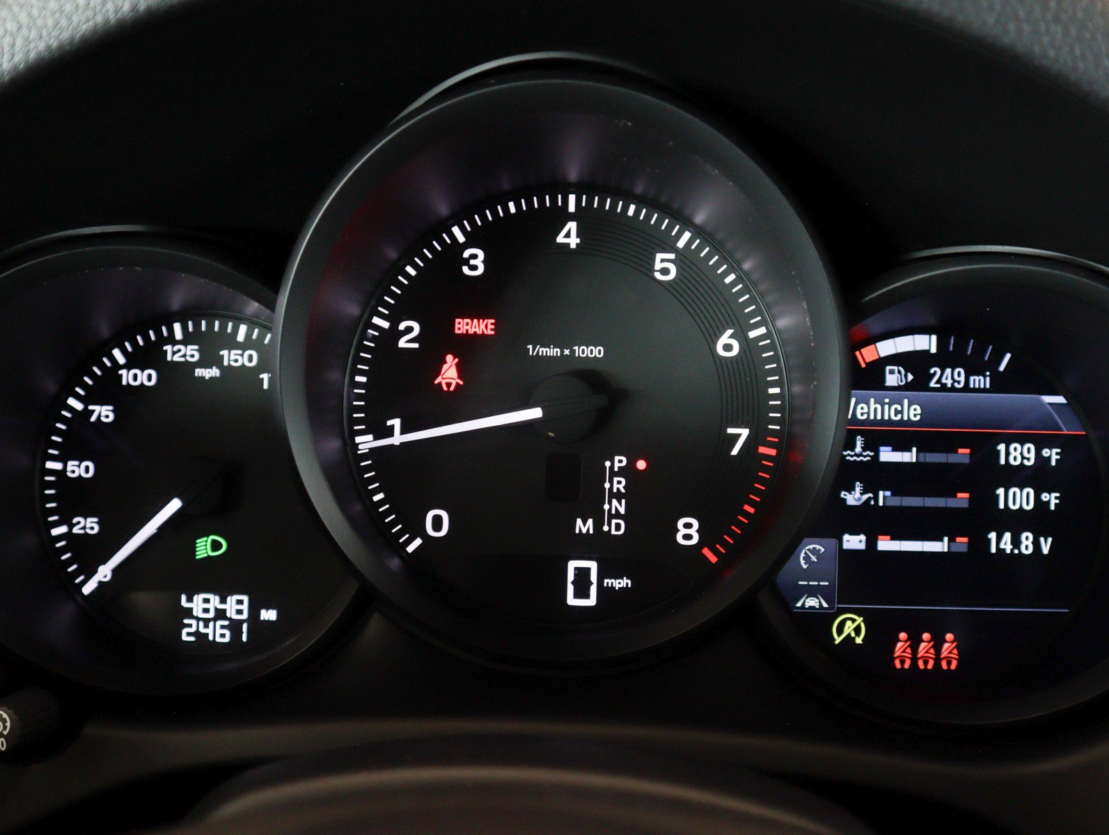 Certified 2026 Porsche Macan image 14