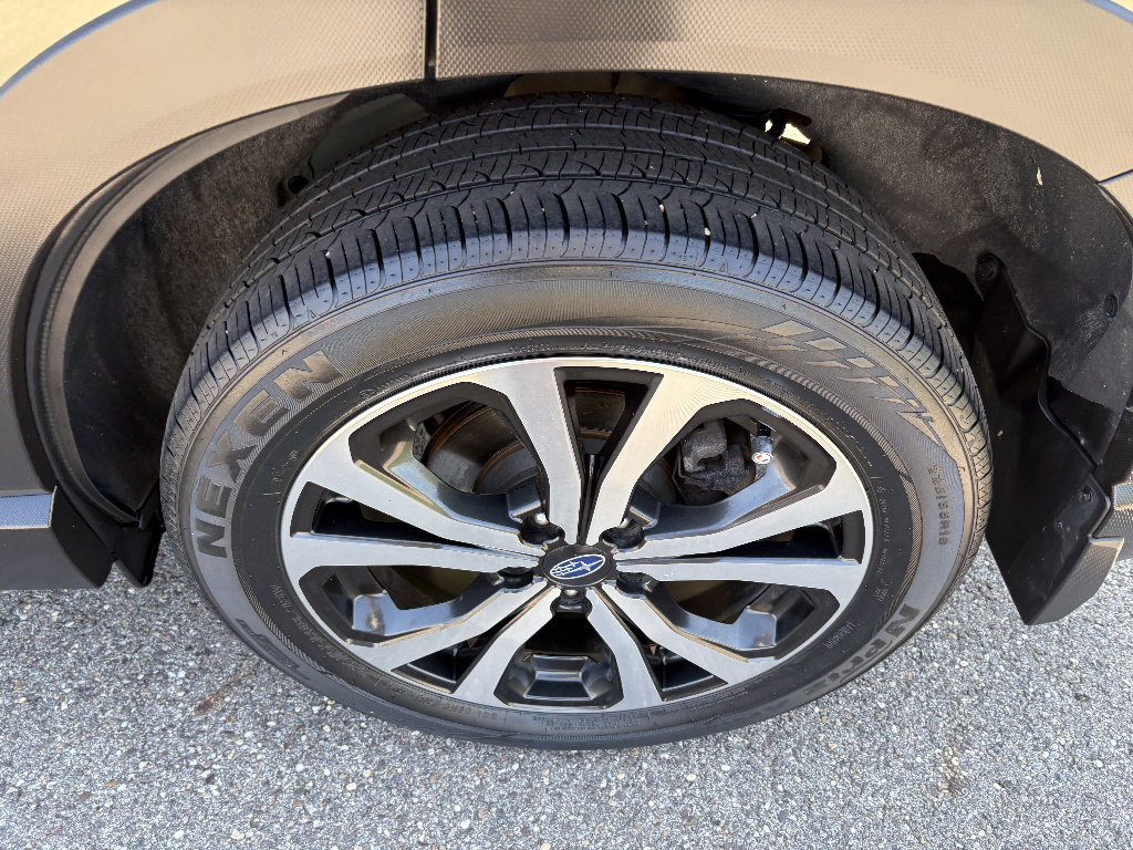 Used 2019 Subaru Forester Limited w/ Popular Package #3 AWD/4WD image 10