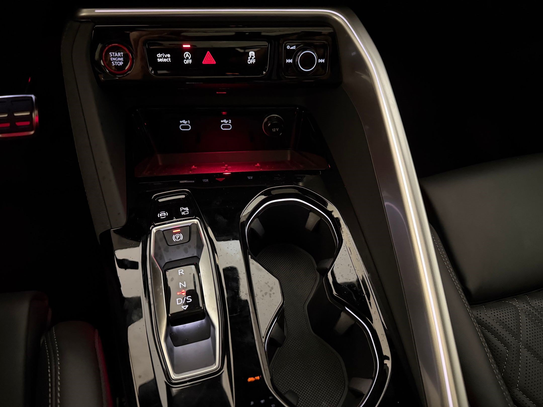 New 2026 Audi SQ5 Premium Plus AWD/4WD image 18