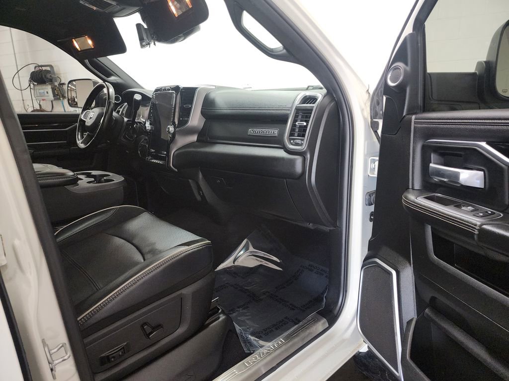 Used 2021 RAM 2500 Laramie image 32