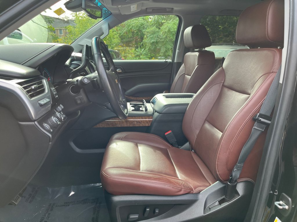 Used 2020 Chevrolet Suburban Premier w/ Premier Plus Edition AWD/4WD image 9
