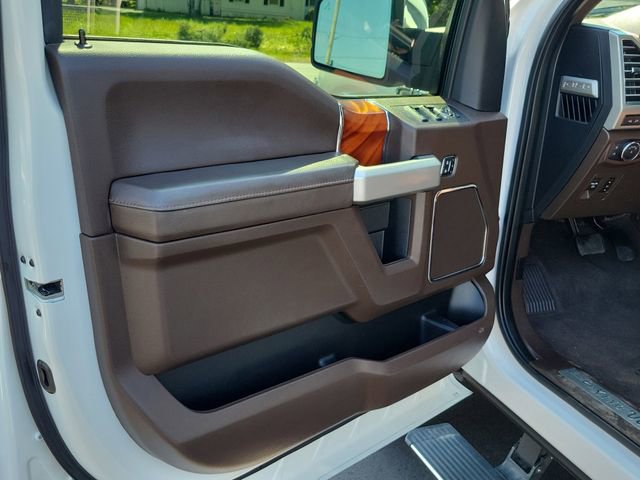 Used 2018 Ford F150 King Ranch w/ Equipment Group 601A Luxury AWD/4WD image 7