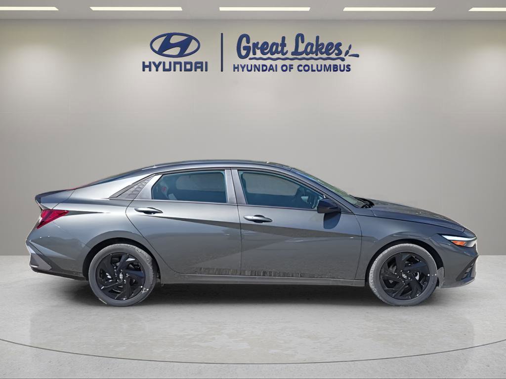 New 2026 Hyundai Elantra Sport FWD image 7