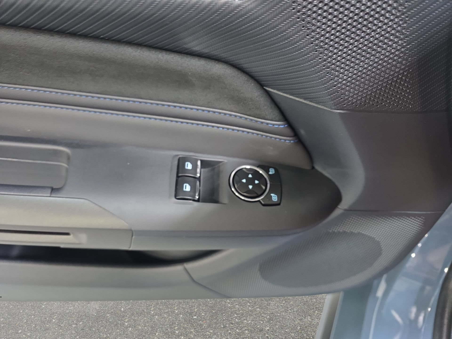 Used 2024 Ford Mustang Dark Horse RWD image 26