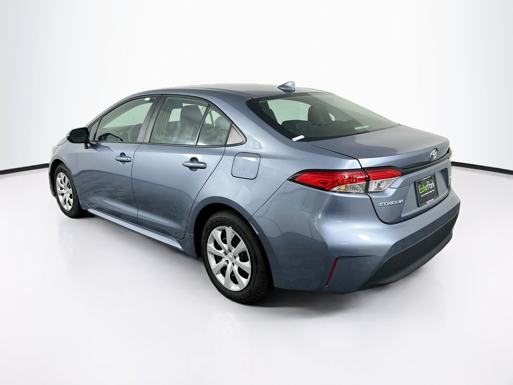 Used 2026 Toyota Corolla LE FWD image 5