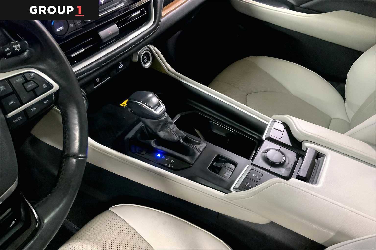 Used 2024 Toyota Grand Highlander Limited image 17