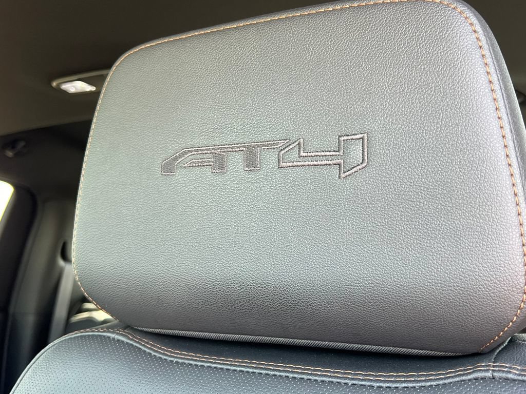 Used 2021 GMC Sierra 1500 AT4 w/ AT4 Premium Package AWD/4WD image 23