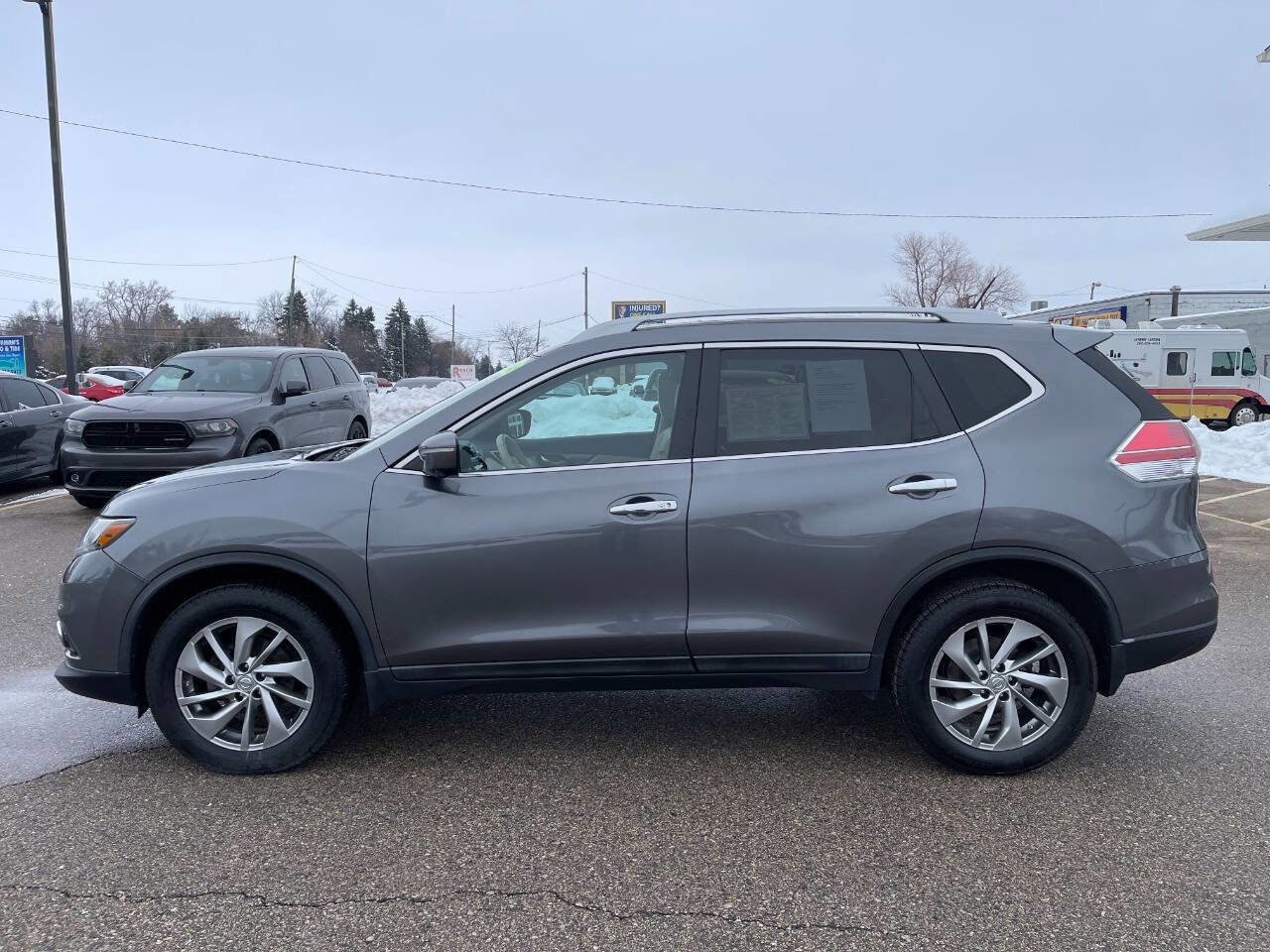 Used 2014 Nissan Rogue SL w/ SL Premium Package image 2