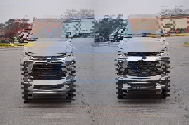 New 2025 Chevrolet Blazer LT w/ Convenience Package image 6