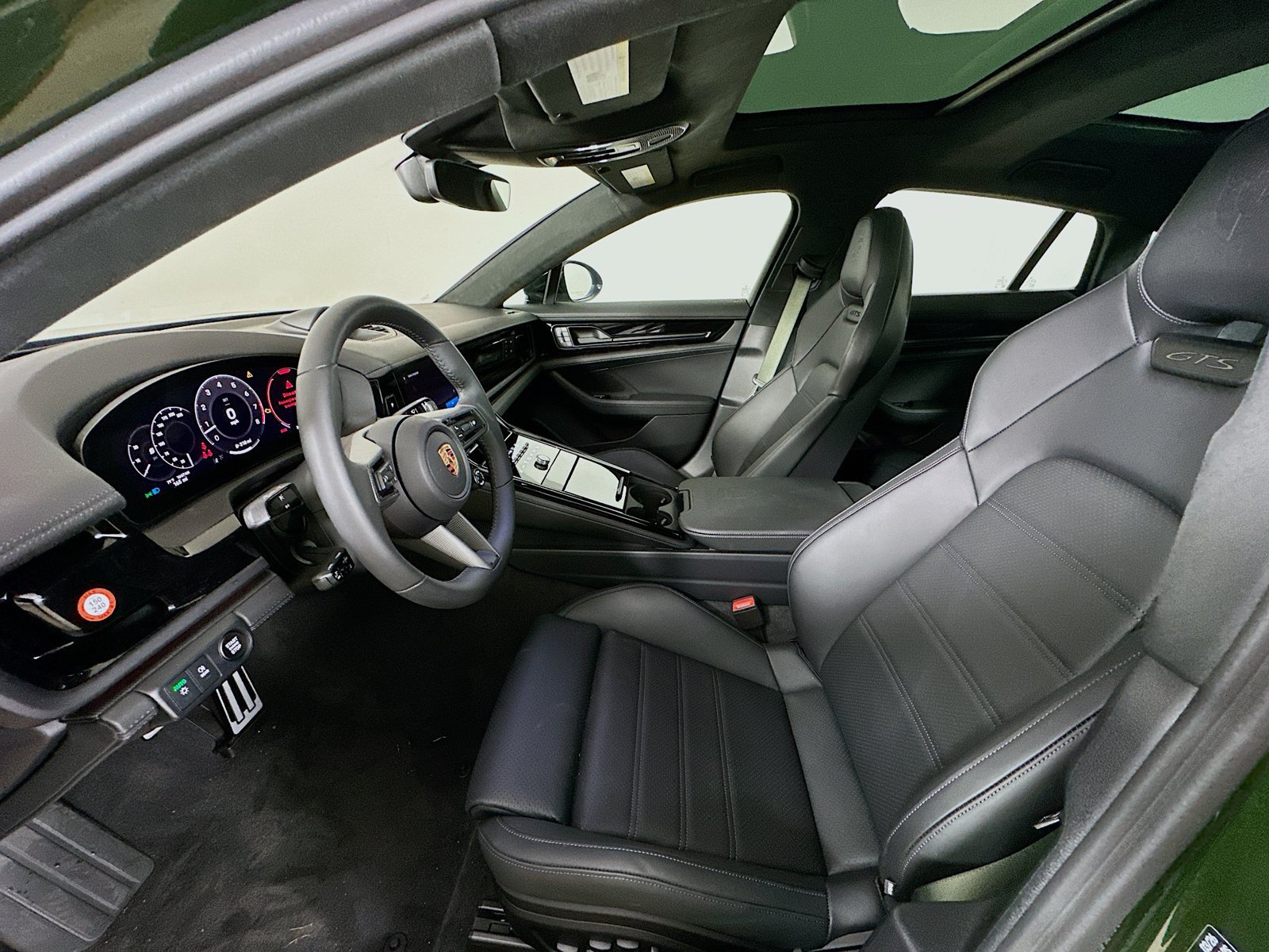 New 2026 Porsche Panamera GTS AWD/4WD image 32