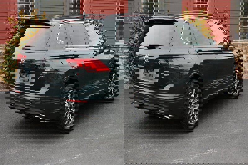 Used 2019 Volkswagen Tiguan SE image 5