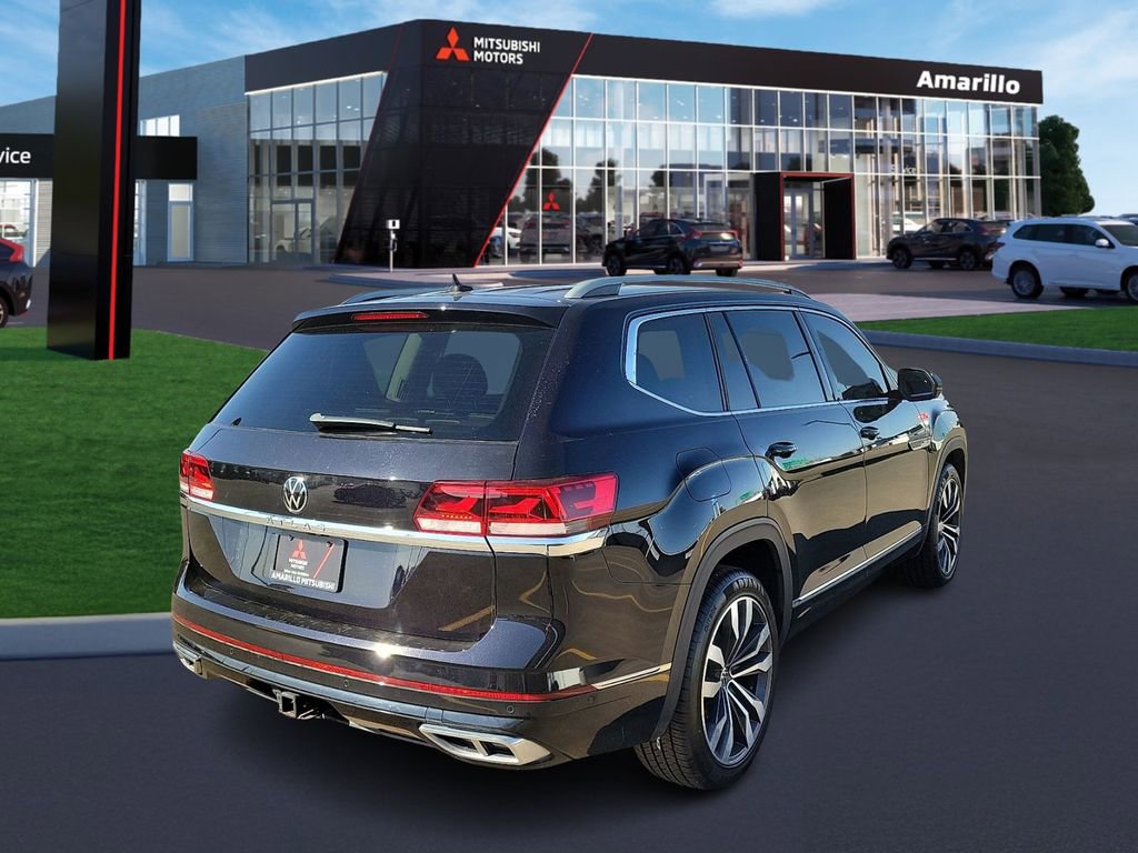 Used 2022 Volkswagen Atlas SEL Premium image 3