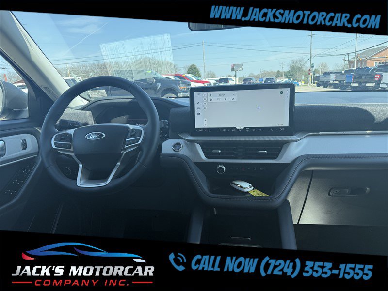 Used 2025 Ford Explorer Active w/ Active Comfort Package AWD/4WD image 21