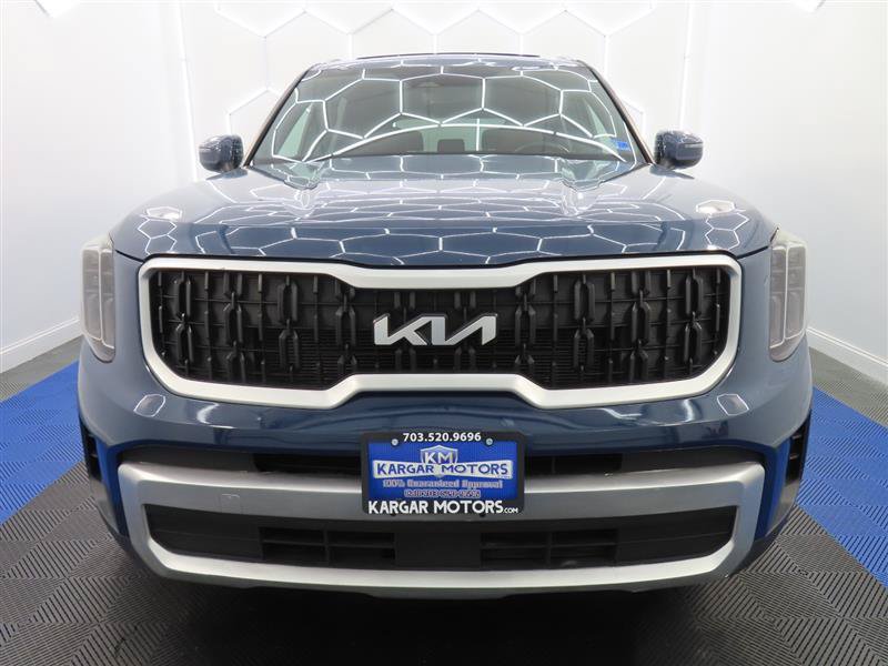 Used 2023 Kia Telluride EX AWD/4WD image 2