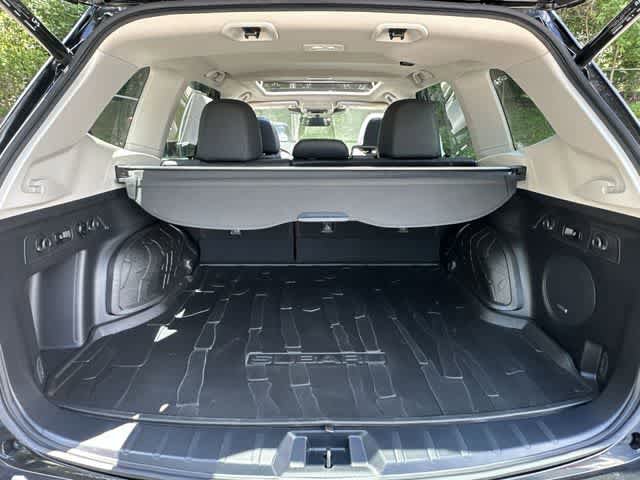Certified 2024 Subaru Forester Touring AWD/4WD image 27