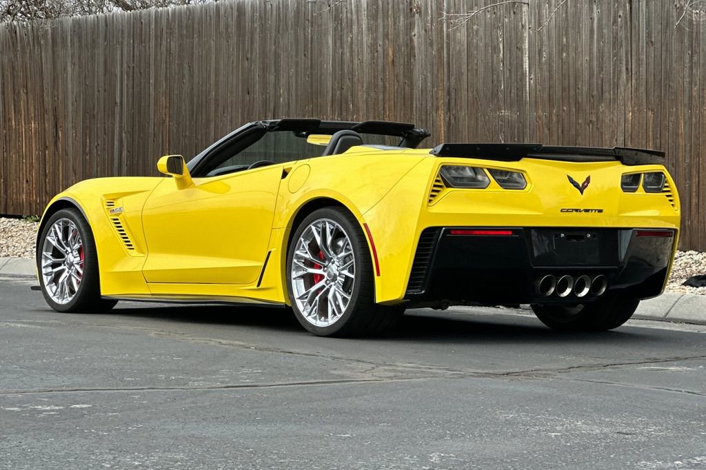 Used 2016 Chevrolet Corvette Z06 w/ 3LZ Preferred Equipment Group image 6
