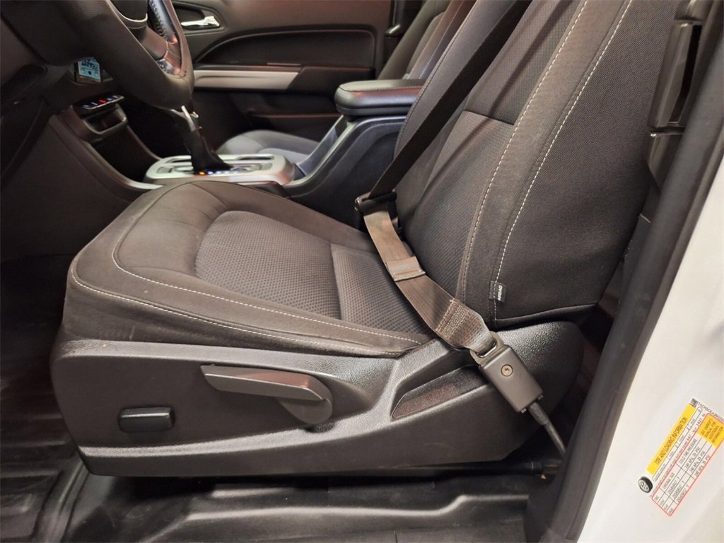 Used 2022 Chevrolet Colorado LT w/ Fleet Safety Package image 33