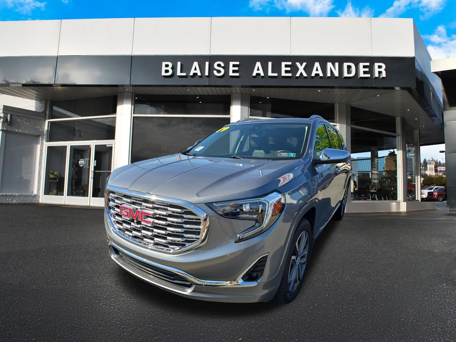 Used 2019 GMC Terrain Denali w/ Advanced Safety Package AWD/4WD image 9