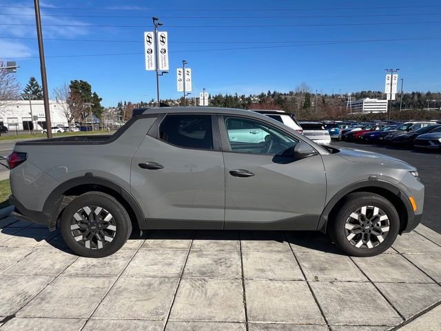 Certified 2025 Hyundai Santa Cruz SE AWD/4WD image 6