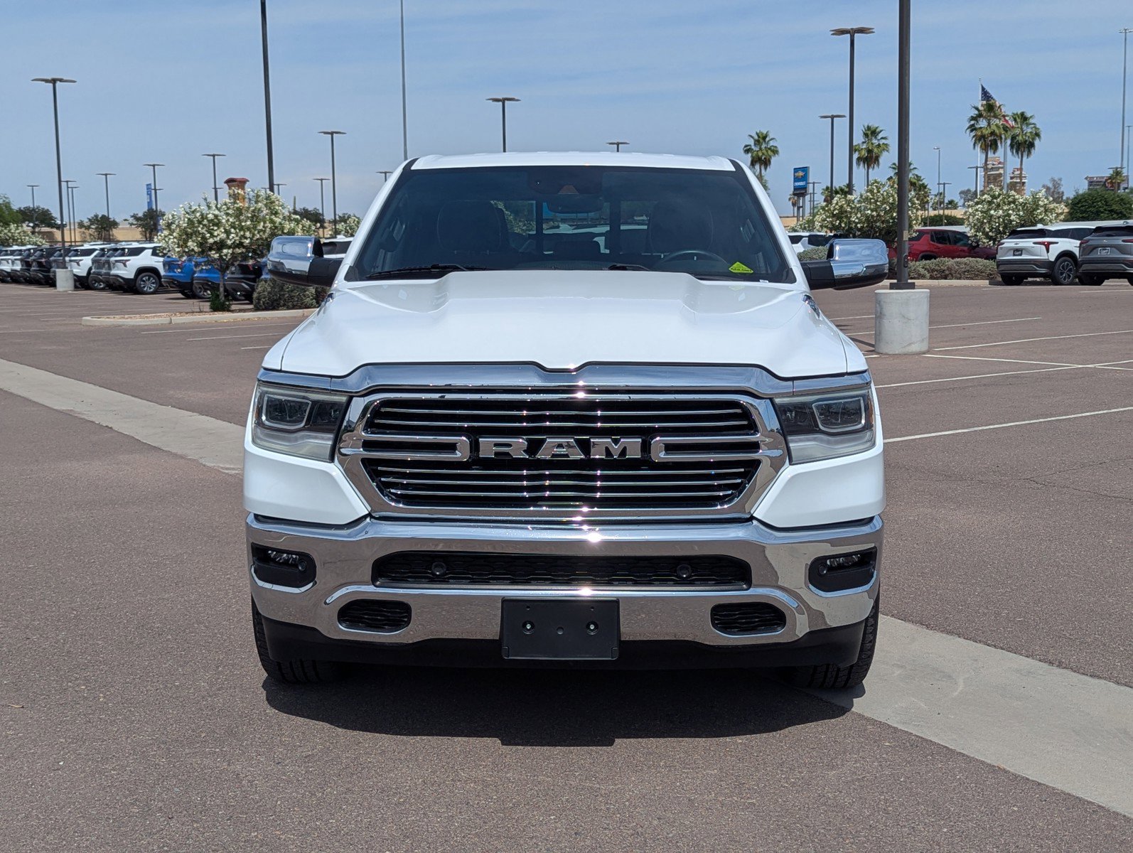 Used 2024 RAM 1500 Laramie AWD/4WD image 8