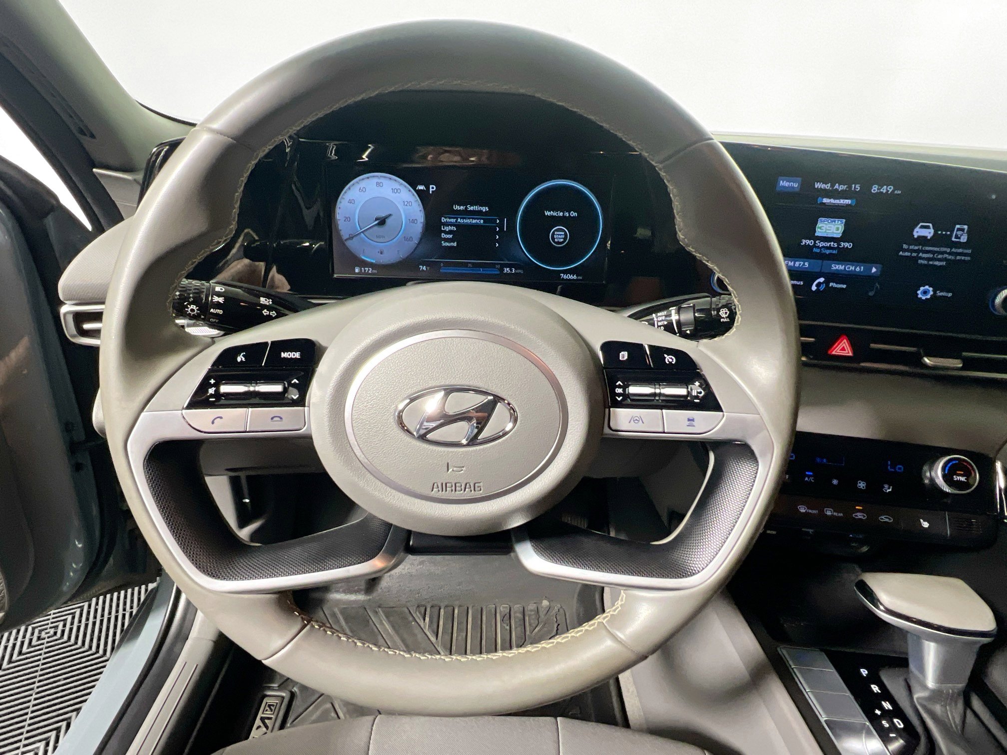 Used 2022 Hyundai Elantra SEL w/ Convenience + Premium Package image 17