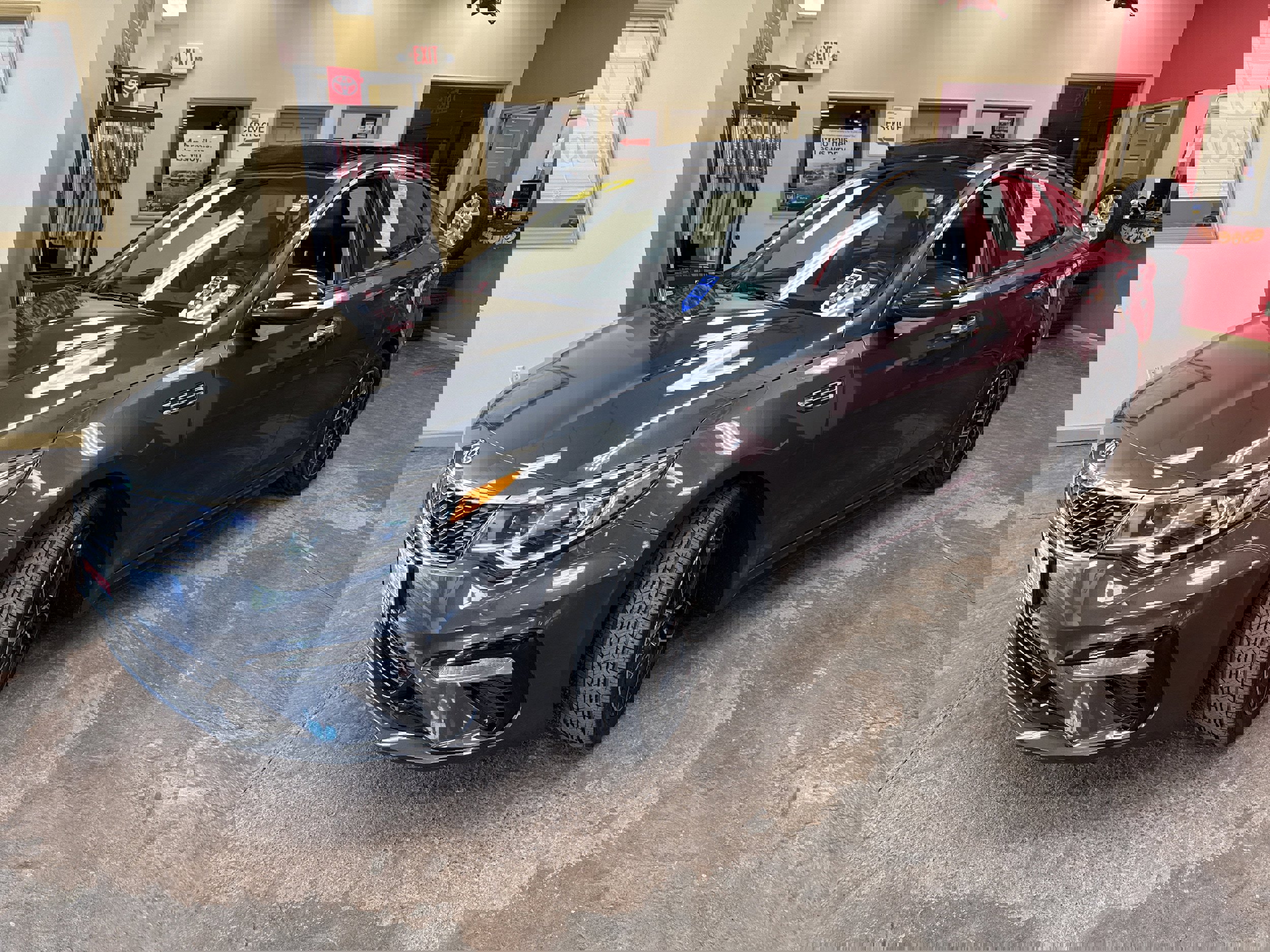 Used 2020 Kia Optima SE image 3