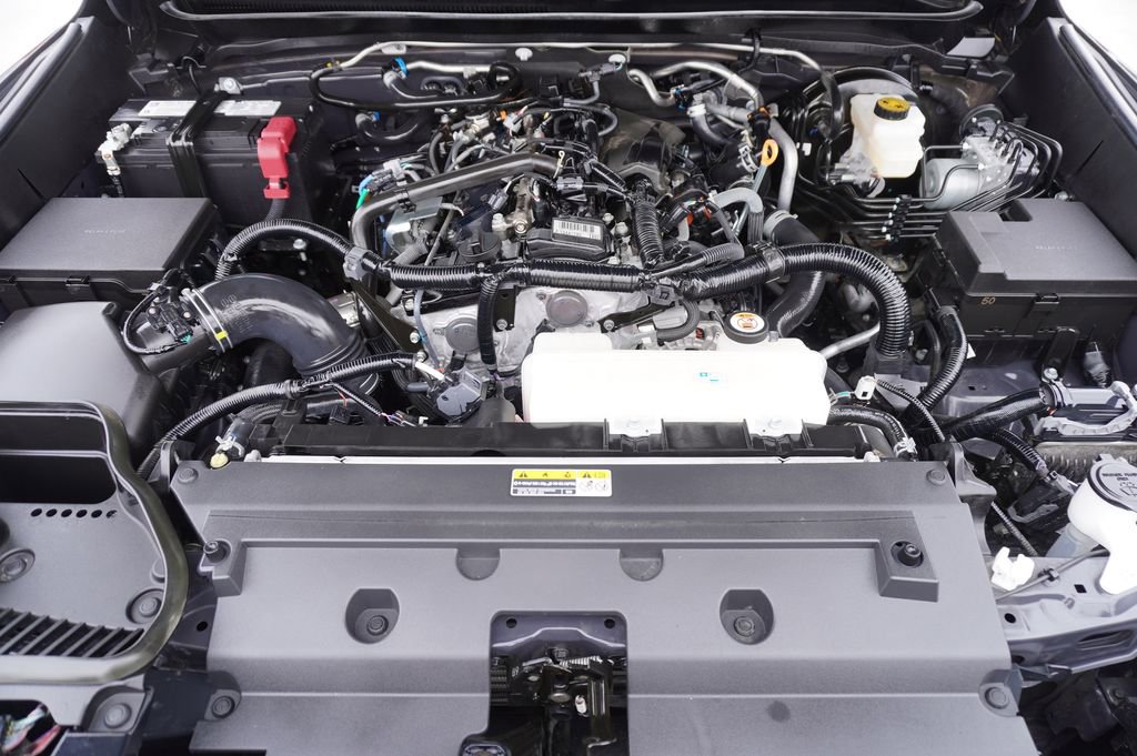 Certified 2024 Toyota Tacoma TRD Sport w/ TRD Sport Upgrade Package image 24