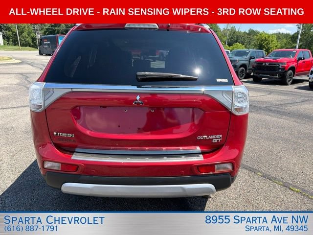Used 2015 Mitsubishi Outlander GT AWD/4WD image 5