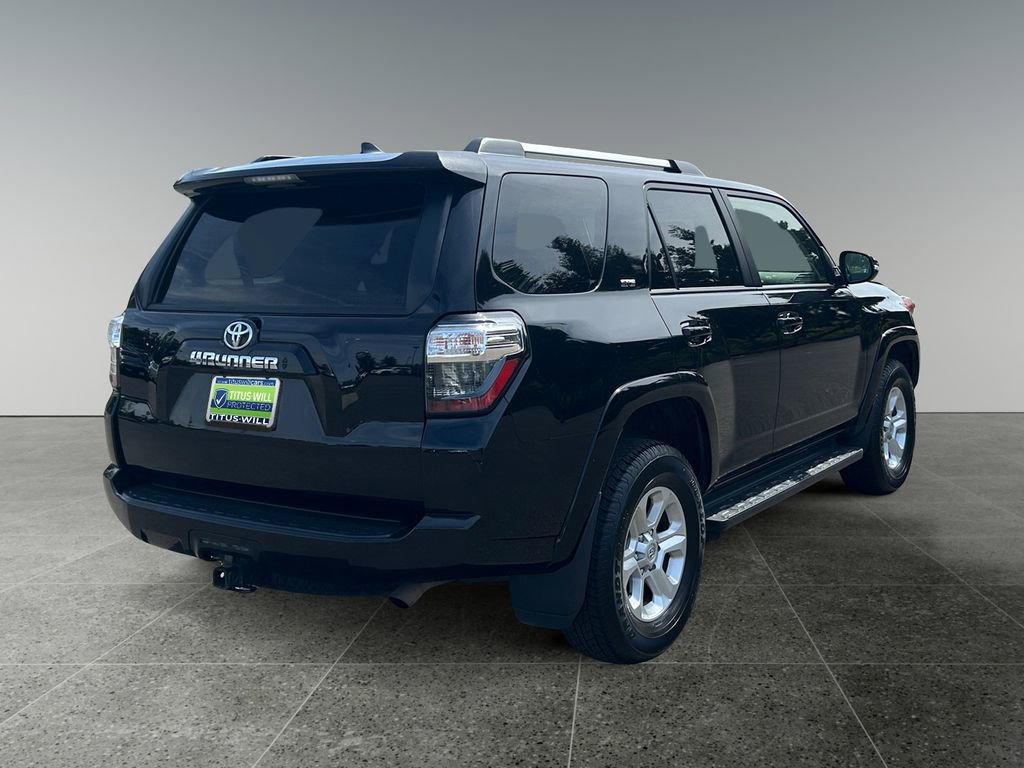 Used 2024 Toyota 4Runner SR5 Premium w/ Moonroof Package AWD/4WD image 10
