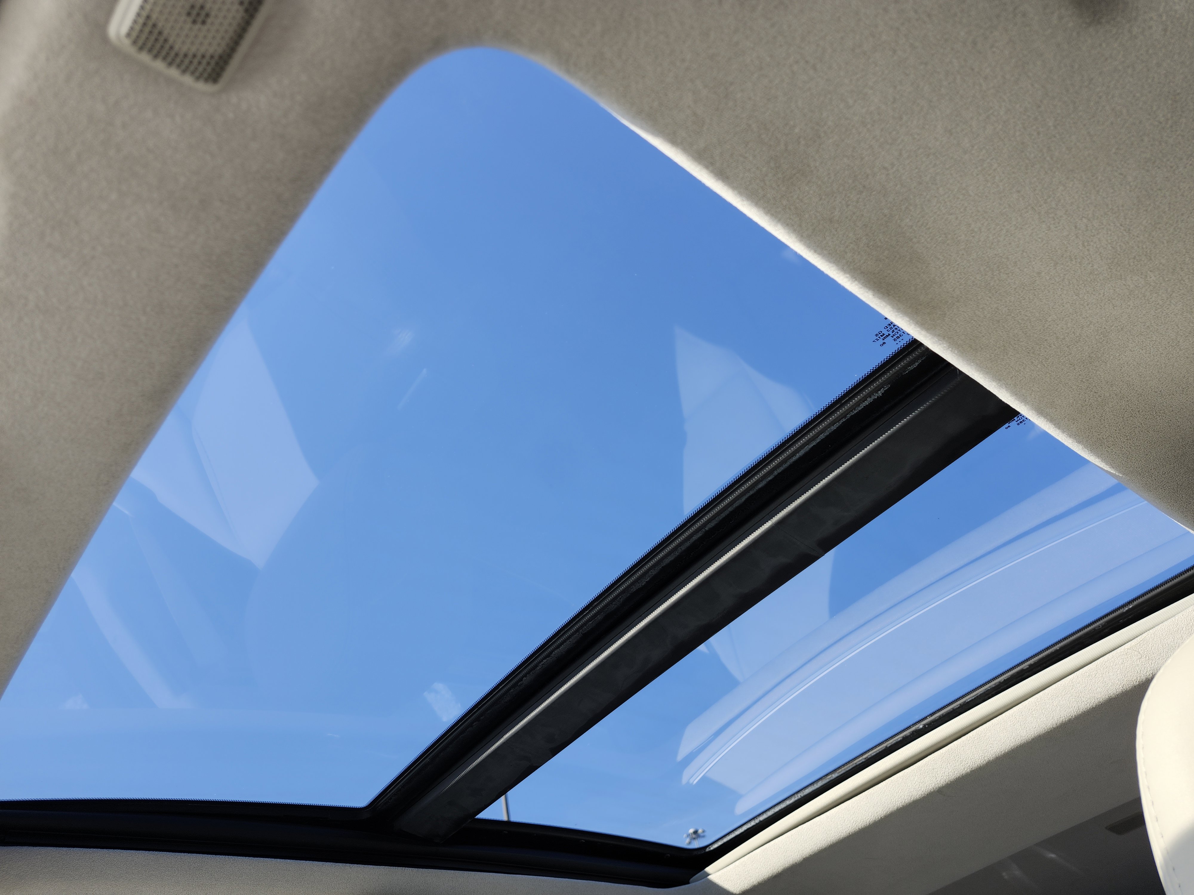 Used 2013 Cadillac XTS Platinum w/ Driver Assist Package image 2