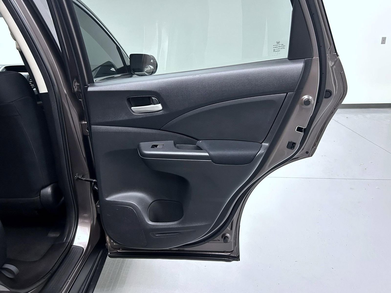 Used 2016 Honda CR-V SE image 17