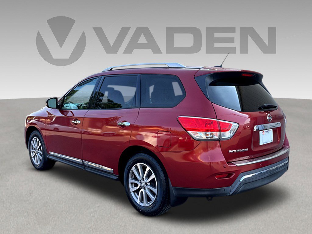 Used 2014 Nissan Pathfinder SL w/ SL Tech Package FWD image 26