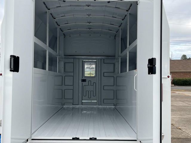 New 2025 Chevrolet Express 3500 w/ Power Convenience Package image 6