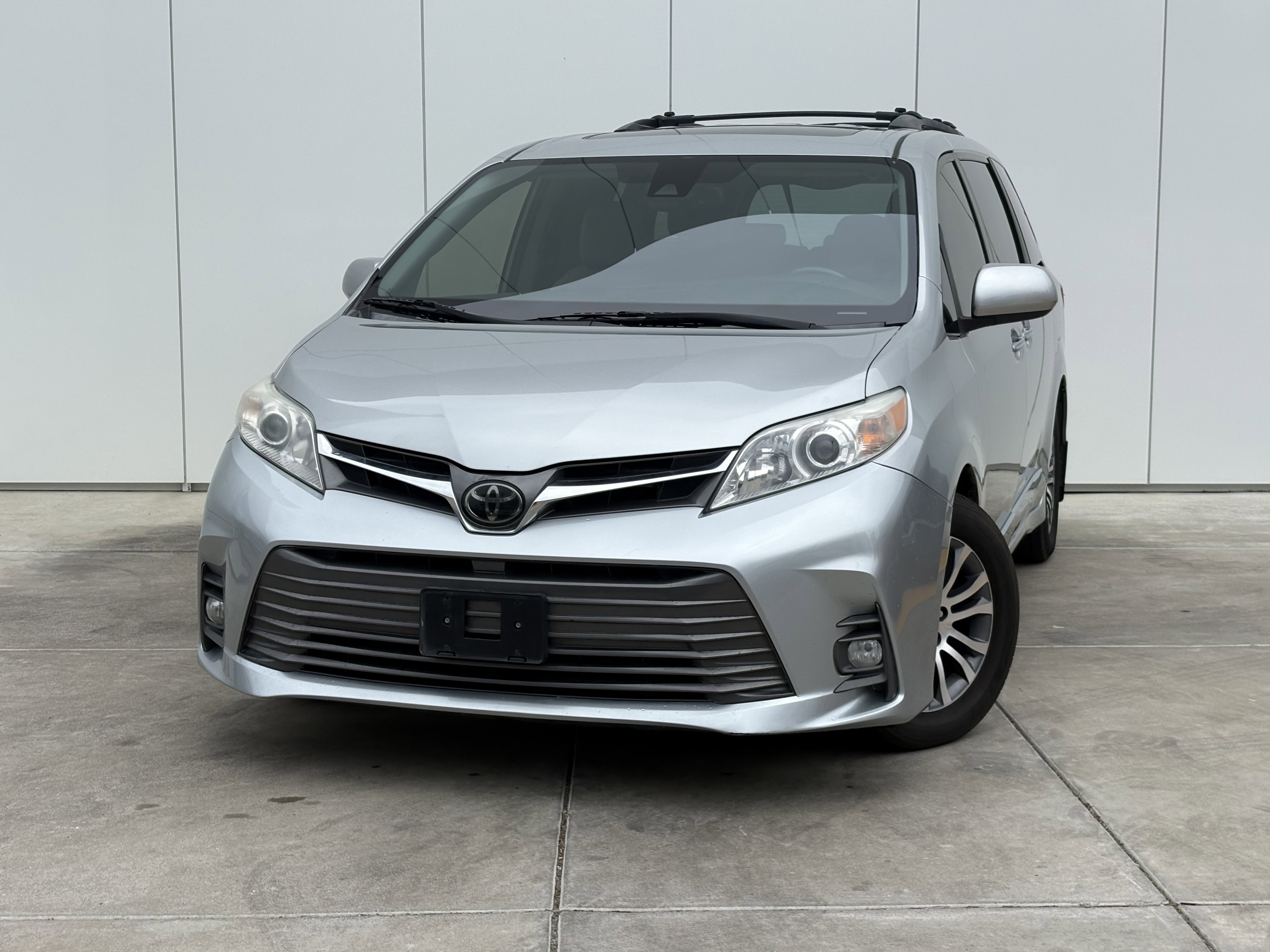 Used 2020 Toyota Sienna XLE Premium
